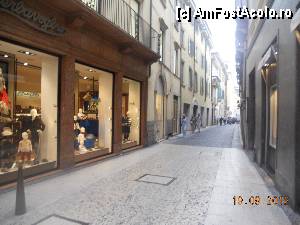 [P09] Italia - Verona - straduta linistita si curata » foto by Diaura*
 - 
<span class="allrVoted glyphicon glyphicon-heart hidden" id="av371304"></span>
<a class="m-l-10 hidden" id="sv371304" onclick="voting_Foto_DelVot(,371304,1233)" role="button">șterge vot <span class="glyphicon glyphicon-remove"></span></a>
<a id="v9371304" class=" c-red"  onclick="voting_Foto_SetVot(371304)" role="button"><span class="glyphicon glyphicon-heart-empty"></span> <b>LIKE</b> = Votează poza</a> <img class="hidden"  id="f371304W9" src="/imagini/loader.gif" border="0" /><span class="AjErrMes hidden" id="e371304ErM"></span>