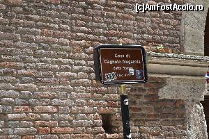 [P04] Casa lui Romeo » foto by Gabi Georgeta
 - 
<span class="allrVoted glyphicon glyphicon-heart hidden" id="av576814"></span>
<a class="m-l-10 hidden" id="sv576814" onclick="voting_Foto_DelVot(,576814,1233)" role="button">șterge vot <span class="glyphicon glyphicon-remove"></span></a>
<a id="v9576814" class=" c-red"  onclick="voting_Foto_SetVot(576814)" role="button"><span class="glyphicon glyphicon-heart-empty"></span> <b>LIKE</b> = Votează poza</a> <img class="hidden"  id="f576814W9" src="/imagini/loader.gif" border="0" /><span class="AjErrMes hidden" id="e576814ErM"></span>