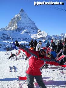 [P02] Matterhorn ,vedere la intrarea spre Cervinia Italia » foto by morozica
 - 
<span class="allrVoted glyphicon glyphicon-heart hidden" id="av176290"></span>
<a class="m-l-10 hidden" id="sv176290" onclick="voting_Foto_DelVot(,176290,1236)" role="button">șterge vot <span class="glyphicon glyphicon-remove"></span></a>
<a id="v9176290" class=" c-red"  onclick="voting_Foto_SetVot(176290)" role="button"><span class="glyphicon glyphicon-heart-empty"></span> <b>LIKE</b> = Votează poza</a> <img class="hidden"  id="f176290W9" src="/imagini/loader.gif" border="0" /><span class="AjErrMes hidden" id="e176290ErM"></span>