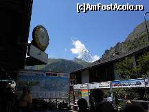 [P02] Zermatt - Statia de transport pe cablu si Matterhorn amenintat de nori.  » foto by iulianic
 - 
<span class="allrVoted glyphicon glyphicon-heart hidden" id="av372470"></span>
<a class="m-l-10 hidden" id="sv372470" onclick="voting_Foto_DelVot(,372470,1236)" role="button">șterge vot <span class="glyphicon glyphicon-remove"></span></a>
<a id="v9372470" class=" c-red"  onclick="voting_Foto_SetVot(372470)" role="button"><span class="glyphicon glyphicon-heart-empty"></span> <b>LIKE</b> = Votează poza</a> <img class="hidden"  id="f372470W9" src="/imagini/loader.gif" border="0" /><span class="AjErrMes hidden" id="e372470ErM"></span>