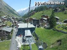 [P03] Zermatt - Statia de transport pe cablu.  » foto by iulianic
 - 
<span class="allrVoted glyphicon glyphicon-heart hidden" id="av372473"></span>
<a class="m-l-10 hidden" id="sv372473" onclick="voting_Foto_DelVot(,372473,1236)" role="button">șterge vot <span class="glyphicon glyphicon-remove"></span></a>
<a id="v9372473" class=" c-red"  onclick="voting_Foto_SetVot(372473)" role="button"><span class="glyphicon glyphicon-heart-empty"></span> <b>LIKE</b> = Votează poza</a> <img class="hidden"  id="f372473W9" src="/imagini/loader.gif" border="0" /><span class="AjErrMes hidden" id="e372473ErM"></span>