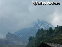[P25] Varful Matterhorn, care s-a incapatanat sa nu se arate in totalitate...in Zermatt » foto by ileanaxperta*
 - 
<span class="allrVoted glyphicon glyphicon-heart hidden" id="av299843"></span>
<a class="m-l-10 hidden" id="sv299843" onclick="voting_Foto_DelVot(,299843,1236)" role="button">șterge vot <span class="glyphicon glyphicon-remove"></span></a>
<a id="v9299843" class=" c-red"  onclick="voting_Foto_SetVot(299843)" role="button"><span class="glyphicon glyphicon-heart-empty"></span> <b>LIKE</b> = Votează poza</a> <img class="hidden"  id="f299843W9" src="/imagini/loader.gif" border="0" /><span class="AjErrMes hidden" id="e299843ErM"></span>