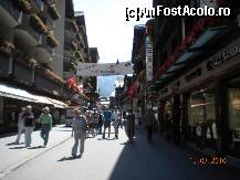 [P13] toate balcoanele sunt pline cu flori » foto by Alina Morar
 - 
<span class="allrVoted glyphicon glyphicon-heart hidden" id="av124517"></span>
<a class="m-l-10 hidden" id="sv124517" onclick="voting_Foto_DelVot(,124517,1236)" role="button">șterge vot <span class="glyphicon glyphicon-remove"></span></a>
<a id="v9124517" class=" c-red"  onclick="voting_Foto_SetVot(124517)" role="button"><span class="glyphicon glyphicon-heart-empty"></span> <b>LIKE</b> = Votează poza</a> <img class="hidden"  id="f124517W9" src="/imagini/loader.gif" border="0" /><span class="AjErrMes hidden" id="e124517ErM"></span>