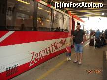[P04] dupa ce ne-am dat jos din tren, in gara Zermatt » foto by Alina Morar
 - 
<span class="allrVoted glyphicon glyphicon-heart hidden" id="av124493"></span>
<a class="m-l-10 hidden" id="sv124493" onclick="voting_Foto_DelVot(,124493,1236)" role="button">șterge vot <span class="glyphicon glyphicon-remove"></span></a>
<a id="v9124493" class=" c-red"  onclick="voting_Foto_SetVot(124493)" role="button"><span class="glyphicon glyphicon-heart-empty"></span> <b>LIKE</b> = Votează poza</a> <img class="hidden"  id="f124493W9" src="/imagini/loader.gif" border="0" /><span class="AjErrMes hidden" id="e124493ErM"></span>