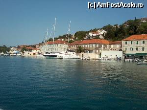 [P29] Hvar-Jelsa » foto by Gioia
 - 
<span class="allrVoted glyphicon glyphicon-heart hidden" id="av544405"></span>
<a class="m-l-10 hidden" id="sv544405" onclick="voting_Foto_DelVot(,544405,1238)" role="button">șterge vot <span class="glyphicon glyphicon-remove"></span></a>
<a id="v9544405" class=" c-red"  onclick="voting_Foto_SetVot(544405)" role="button"><span class="glyphicon glyphicon-heart-empty"></span> <b>LIKE</b> = Votează poza</a> <img class="hidden"  id="f544405W9" src="/imagini/loader.gif" border="0" /><span class="AjErrMes hidden" id="e544405ErM"></span>