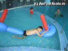 [P02] piscina interioara » foto by onuta*
 - 
<span class="allrVoted glyphicon glyphicon-heart hidden" id="av8742"></span>
<a class="m-l-10 hidden" id="sv8742" onclick="voting_Foto_DelVot(,8742,1259)" role="button">șterge vot <span class="glyphicon glyphicon-remove"></span></a>
<a id="v98742" class=" c-red"  onclick="voting_Foto_SetVot(8742)" role="button"><span class="glyphicon glyphicon-heart-empty"></span> <b>LIKE</b> = Votează poza</a> <img class="hidden"  id="f8742W9" src="/imagini/loader.gif" border="0" /><span class="AjErrMes hidden" id="e8742ErM"></span>