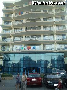 [P01] Vedere hotel din fata » foto by Dragos12
 - 
<span class="allrVoted glyphicon glyphicon-heart hidden" id="av236045"></span>
<a class="m-l-10 hidden" id="sv236045" onclick="voting_Foto_DelVot(,236045,1259)" role="button">șterge vot <span class="glyphicon glyphicon-remove"></span></a>
<a id="v9236045" class=" c-red"  onclick="voting_Foto_SetVot(236045)" role="button"><span class="glyphicon glyphicon-heart-empty"></span> <b>LIKE</b> = Votează poza</a> <img class="hidden"  id="f236045W9" src="/imagini/loader.gif" border="0" /><span class="AjErrMes hidden" id="e236045ErM"></span>