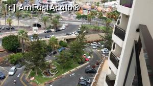 [P13] Vive la Vida - Sol Tenerife - parcarea hotelului văzută din balcon » foto by nicole33
 - 
<span class="allrVoted glyphicon glyphicon-heart hidden" id="av933735"></span>
<a class="m-l-10 hidden" id="sv933735" onclick="voting_Foto_DelVot(,933735,1261)" role="button">șterge vot <span class="glyphicon glyphicon-remove"></span></a>
<a id="v9933735" class=" c-red"  onclick="voting_Foto_SetVot(933735)" role="button"><span class="glyphicon glyphicon-heart-empty"></span> <b>LIKE</b> = Votează poza</a> <img class="hidden"  id="f933735W9" src="/imagini/loader.gif" border="0" /><span class="AjErrMes hidden" id="e933735ErM"></span>