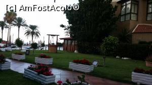 [P14] Vive la Vida - Sol Tenerife - în curtea hotelului » foto by nicole33
 - 
<span class="allrVoted glyphicon glyphicon-heart hidden" id="av933736"></span>
<a class="m-l-10 hidden" id="sv933736" onclick="voting_Foto_DelVot(,933736,1261)" role="button">șterge vot <span class="glyphicon glyphicon-remove"></span></a>
<a id="v9933736" class=" c-red"  onclick="voting_Foto_SetVot(933736)" role="button"><span class="glyphicon glyphicon-heart-empty"></span> <b>LIKE</b> = Votează poza</a> <img class="hidden"  id="f933736W9" src="/imagini/loader.gif" border="0" /><span class="AjErrMes hidden" id="e933736ErM"></span>