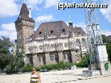 [P11] Budapesta - castelul Vajdahunyad » foto by presario
 - 
<span class="allrVoted glyphicon glyphicon-heart hidden" id="av42251"></span>
<a class="m-l-10 hidden" id="sv42251" onclick="voting_Foto_DelVot(,42251,1275)" role="button">șterge vot <span class="glyphicon glyphicon-remove"></span></a>
<a id="v942251" class=" c-red"  onclick="voting_Foto_SetVot(42251)" role="button"><span class="glyphicon glyphicon-heart-empty"></span> <b>LIKE</b> = Votează poza</a> <img class="hidden"  id="f42251W9" src="/imagini/loader.gif" border="0" /><span class="AjErrMes hidden" id="e42251ErM"></span>