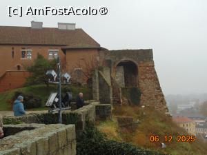 [P62] vedere panoramica  Esztergom » foto by Yolanda
 - 
<span class="allrVoted glyphicon glyphicon-heart hidden" id="av1512017"></span>
<a class="m-l-10 hidden" id="sv1512017" onclick="voting_Foto_DelVot(,1512017,1275)" role="button">șterge vot <span class="glyphicon glyphicon-remove"></span></a>
<a id="v91512017" class=" c-red"  onclick="voting_Foto_SetVot(1512017)" role="button"><span class="glyphicon glyphicon-heart-empty"></span> <b>LIKE</b> = Votează poza</a> <img class="hidden"  id="f1512017W9" src="/imagini/loader.gif" border="0" /><span class="AjErrMes hidden" id="e1512017ErM"></span>