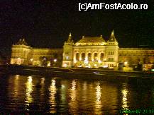 [P67] Budapesta - noaptea pe Dunare » foto by Diaura*
 - 
<span class="allrVoted glyphicon glyphicon-heart hidden" id="av30768"></span>
<a class="m-l-10 hidden" id="sv30768" onclick="voting_Foto_DelVot(,30768,1275)" role="button">șterge vot <span class="glyphicon glyphicon-remove"></span></a>
<a id="v930768" class=" c-red"  onclick="voting_Foto_SetVot(30768)" role="button"><span class="glyphicon glyphicon-heart-empty"></span> <b>LIKE</b> = Votează poza</a> <img class="hidden"  id="f30768W9" src="/imagini/loader.gif" border="0" /><span class="AjErrMes hidden" id="e30768ErM"></span>