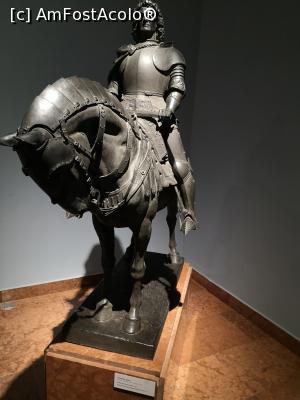 [P06] statuia lui Matei Corvin » foto by mirunat
 - 
<span class="allrVoted glyphicon glyphicon-heart hidden" id="av1142640"></span>
<a class="m-l-10 hidden" id="sv1142640" onclick="voting_Foto_DelVot(,1142640,1275)" role="button">șterge vot <span class="glyphicon glyphicon-remove"></span></a>
<a id="v91142640" class=" c-red"  onclick="voting_Foto_SetVot(1142640)" role="button"><span class="glyphicon glyphicon-heart-empty"></span> <b>LIKE</b> = Votează poza</a> <img class="hidden"  id="f1142640W9" src="/imagini/loader.gif" border="0" /><span class="AjErrMes hidden" id="e1142640ErM"></span>