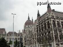 [P31] Cladirea impresionanata a Parlamentului » foto by dananecula*
 - 
<span class="allrVoted glyphicon glyphicon-heart hidden" id="av130090"></span>
<a class="m-l-10 hidden" id="sv130090" onclick="voting_Foto_DelVot(,130090,1275)" role="button">șterge vot <span class="glyphicon glyphicon-remove"></span></a>
<a id="v9130090" class=" c-red"  onclick="voting_Foto_SetVot(130090)" role="button"><span class="glyphicon glyphicon-heart-empty"></span> <b>LIKE</b> = Votează poza</a> <img class="hidden"  id="f130090W9" src="/imagini/loader.gif" border="0" /><span class="AjErrMes hidden" id="e130090ErM"></span>