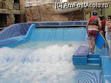 [P02] Piscina de surf » foto by dananecula*
 - 
<span class="allrVoted glyphicon glyphicon-heart hidden" id="av122400"></span>
<a class="m-l-10 hidden" id="sv122400" onclick="voting_Foto_DelVot(,122400,1275)" role="button">șterge vot <span class="glyphicon glyphicon-remove"></span></a>
<a id="v9122400" class=" c-red"  onclick="voting_Foto_SetVot(122400)" role="button"><span class="glyphicon glyphicon-heart-empty"></span> <b>LIKE</b> = Votează poza</a> <img class="hidden"  id="f122400W9" src="/imagini/loader.gif" border="0" /><span class="AjErrMes hidden" id="e122400ErM"></span>