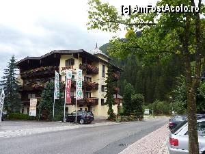 [P10] Hotel Garni Jakober - vedere din parcarea de pe partea opusa » foto by RoF*
 - 
<span class="allrVoted glyphicon glyphicon-heart hidden" id="av376374"></span>
<a class="m-l-10 hidden" id="sv376374" onclick="voting_Foto_DelVot(,376374,1290)" role="button">șterge vot <span class="glyphicon glyphicon-remove"></span></a>
<a id="v9376374" class=" c-red"  onclick="voting_Foto_SetVot(376374)" role="button"><span class="glyphicon glyphicon-heart-empty"></span> <b>LIKE</b> = Votează poza</a> <img class="hidden"  id="f376374W9" src="/imagini/loader.gif" border="0" /><span class="AjErrMes hidden" id="e376374ErM"></span>