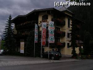[P17] Hotel Jakober sub nori de ploaie » foto by RoF*
 - 
<span class="allrVoted glyphicon glyphicon-heart hidden" id="av376385"></span>
<a class="m-l-10 hidden" id="sv376385" onclick="voting_Foto_DelVot(,376385,1290)" role="button">șterge vot <span class="glyphicon glyphicon-remove"></span></a>
<a id="v9376385" class=" c-red"  onclick="voting_Foto_SetVot(376385)" role="button"><span class="glyphicon glyphicon-heart-empty"></span> <b>LIKE</b> = Votează poza</a> <img class="hidden"  id="f376385W9" src="/imagini/loader.gif" border="0" /><span class="AjErrMes hidden" id="e376385ErM"></span>