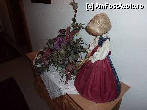 [P06] Ornamente in hol - papusa in costum popular » foto by RoF*
 - 
<span class="allrVoted glyphicon glyphicon-heart hidden" id="av376368"></span>
<a class="m-l-10 hidden" id="sv376368" onclick="voting_Foto_DelVot(,376368,1290)" role="button">șterge vot <span class="glyphicon glyphicon-remove"></span></a>
<a id="v9376368" class=" c-red"  onclick="voting_Foto_SetVot(376368)" role="button"><span class="glyphicon glyphicon-heart-empty"></span> <b>LIKE</b> = Votează poza</a> <img class="hidden"  id="f376368W9" src="/imagini/loader.gif" border="0" /><span class="AjErrMes hidden" id="e376368ErM"></span>