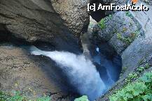 [P4x] cascada trummmelbach- » foto by mariana
 - 
<span class="allrVoted glyphicon glyphicon-heart hidden" id="av4843"></span>
<a class="m-l-10 hidden" id="sv4843" onclick="voting_Foto_DelVot(,4843,1394)" role="button">șterge vot <span class="glyphicon glyphicon-remove"></span></a>
<a id="v94843" class=" c-red"  onclick="voting_Foto_SetVot(4843)" role="button"><span class="glyphicon glyphicon-heart-empty"></span> <b>LIKE</b> = Votează poza</a> <img class="hidden"  id="f4843W9" src="/imagini/loader.gif" border="0" /><span class="AjErrMes hidden" id="e4843ErM"></span>