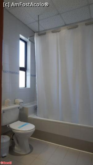[P24] Imagine generală din baie » foto by Costi
 - 
<span class="allrVoted glyphicon glyphicon-heart hidden" id="av719139"></span>
<a class="m-l-10 hidden" id="sv719139" onclick="voting_Foto_DelVot(,719139,1559)" role="button">șterge vot <span class="glyphicon glyphicon-remove"></span></a>
<a id="v9719139" class=" c-red"  onclick="voting_Foto_SetVot(719139)" role="button"><span class="glyphicon glyphicon-heart-empty"></span> <b>LIKE</b> = Votează poza</a> <img class="hidden"  id="f719139W9" src="/imagini/loader.gif" border="0" /><span class="AjErrMes hidden" id="e719139ErM"></span>