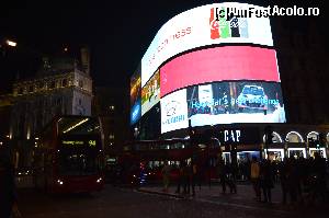 [P05] Noaptea la Piccadilly Circus » foto by alb1573
 - 
<span class="allrVoted glyphicon glyphicon-heart hidden" id="av669995"></span>
<a class="m-l-10 hidden" id="sv669995" onclick="voting_Foto_DelVot(,669995,1570)" role="button">șterge vot <span class="glyphicon glyphicon-remove"></span></a>
<a id="v9669995" class=" c-red"  onclick="voting_Foto_SetVot(669995)" role="button"><span class="glyphicon glyphicon-heart-empty"></span> <b>LIKE</b> = Votează poza</a> <img class="hidden"  id="f669995W9" src="/imagini/loader.gif" border="0" /><span class="AjErrMes hidden" id="e669995ErM"></span>