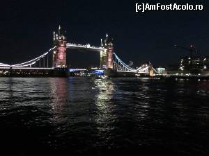 [P32] Tower Bridge pe noapte. » foto by sophie_p*
 - 
<span class="allrVoted glyphicon glyphicon-heart hidden" id="av584534"></span>
<a class="m-l-10 hidden" id="sv584534" onclick="voting_Foto_DelVot(,584534,1570)" role="button">șterge vot <span class="glyphicon glyphicon-remove"></span></a>
<a id="v9584534" class=" c-red"  onclick="voting_Foto_SetVot(584534)" role="button"><span class="glyphicon glyphicon-heart-empty"></span> <b>LIKE</b> = Votează poza</a> <img class="hidden"  id="f584534W9" src="/imagini/loader.gif" border="0" /><span class="AjErrMes hidden" id="e584534ErM"></span>
