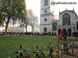 [P09] Poppy la Westminster Abbey » foto by sophie_p*
 - 
<span class="allrVoted glyphicon glyphicon-heart hidden" id="av584511"></span>
<a class="m-l-10 hidden" id="sv584511" onclick="voting_Foto_DelVot(,584511,1570)" role="button">șterge vot <span class="glyphicon glyphicon-remove"></span></a>
<a id="v9584511" class=" c-red"  onclick="voting_Foto_SetVot(584511)" role="button"><span class="glyphicon glyphicon-heart-empty"></span> <b>LIKE</b> = Votează poza</a> <img class="hidden"  id="f584511W9" src="/imagini/loader.gif" border="0" /><span class="AjErrMes hidden" id="e584511ErM"></span>