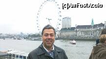 [P60] London Eye si eu pe pod intre Parlament- Tamisa si underG » foto by florintoma
 - 
<span class="allrVoted glyphicon glyphicon-heart hidden" id="av276416"></span>
<a class="m-l-10 hidden" id="sv276416" onclick="voting_Foto_DelVot(,276416,1570)" role="button">șterge vot <span class="glyphicon glyphicon-remove"></span></a>
<a id="v9276416" class=" c-red"  onclick="voting_Foto_SetVot(276416)" role="button"><span class="glyphicon glyphicon-heart-empty"></span> <b>LIKE</b> = Votează poza</a> <img class="hidden"  id="f276416W9" src="/imagini/loader.gif" border="0" /><span class="AjErrMes hidden" id="e276416ErM"></span>