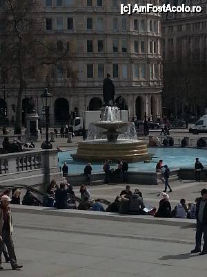 [P33] in Trafalguar square » foto by dan sorin
 - 
<span class="allrVoted glyphicon glyphicon-heart hidden" id="av420865"></span>
<a class="m-l-10 hidden" id="sv420865" onclick="voting_Foto_DelVot(,420865,1570)" role="button">șterge vot <span class="glyphicon glyphicon-remove"></span></a>
<a id="v9420865" class=" c-red"  onclick="voting_Foto_SetVot(420865)" role="button"><span class="glyphicon glyphicon-heart-empty"></span> <b>LIKE</b> = Votează poza</a> <img class="hidden"  id="f420865W9" src="/imagini/loader.gif" border="0" /><span class="AjErrMes hidden" id="e420865ErM"></span>
