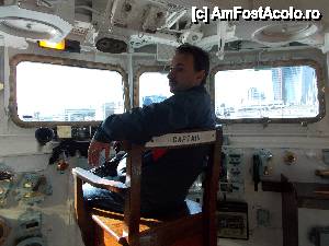 [P40] pe scaunul capitanului de pe vasul HMS Belfast » foto by dan sorin
 - 
<span class="allrVoted glyphicon glyphicon-heart hidden" id="av420875"></span>
<a class="m-l-10 hidden" id="sv420875" onclick="voting_Foto_DelVot(,420875,1570)" role="button">șterge vot <span class="glyphicon glyphicon-remove"></span></a>
<a id="v9420875" class=" c-red"  onclick="voting_Foto_SetVot(420875)" role="button"><span class="glyphicon glyphicon-heart-empty"></span> <b>LIKE</b> = Votează poza</a> <img class="hidden"  id="f420875W9" src="/imagini/loader.gif" border="0" /><span class="AjErrMes hidden" id="e420875ErM"></span>