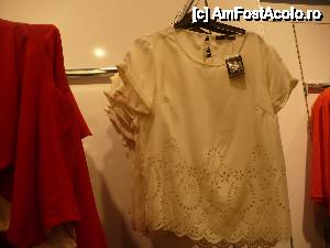 [P17] daca va doriti acest model superb de bluza, il gasiti la Primark » foto by adri-nico
 - 
<span class="allrVoted glyphicon glyphicon-heart hidden" id="av462937"></span>
<a class="m-l-10 hidden" id="sv462937" onclick="voting_Foto_DelVot(,462937,1570)" role="button">șterge vot <span class="glyphicon glyphicon-remove"></span></a>
<a id="v9462937" class=" c-red"  onclick="voting_Foto_SetVot(462937)" role="button"><span class="glyphicon glyphicon-heart-empty"></span> <b>LIKE</b> = Votează poza</a> <img class="hidden"  id="f462937W9" src="/imagini/loader.gif" border="0" /><span class="AjErrMes hidden" id="e462937ErM"></span>