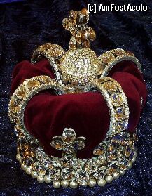 [P11x] State Crown a apartinut reginei Maria de Modena(1658-1718) » foto by Cristian_h
 - 
<span class="allrVoted glyphicon glyphicon-heart hidden" id="av9064"></span>
<a class="m-l-10 hidden" id="sv9064" onclick="voting_Foto_DelVot(,9064,1570)" role="button">șterge vot <span class="glyphicon glyphicon-remove"></span></a>
<a id="v99064" class=" c-red"  onclick="voting_Foto_SetVot(9064)" role="button"><span class="glyphicon glyphicon-heart-empty"></span> <b>LIKE</b> = Votează poza</a> <img class="hidden"  id="f9064W9" src="/imagini/loader.gif" border="0" /><span class="AjErrMes hidden" id="e9064ErM"></span>