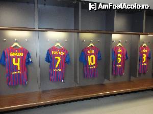 [P18] Barca in vestiar la Wembley » foto by Corina03
 - 
<span class="allrVoted glyphicon glyphicon-heart hidden" id="av422515"></span>
<a class="m-l-10 hidden" id="sv422515" onclick="voting_Foto_DelVot(,422515,1570)" role="button">șterge vot <span class="glyphicon glyphicon-remove"></span></a>
<a id="v9422515" class=" c-red"  onclick="voting_Foto_SetVot(422515)" role="button"><span class="glyphicon glyphicon-heart-empty"></span> <b>LIKE</b> = Votează poza</a> <img class="hidden"  id="f422515W9" src="/imagini/loader.gif" border="0" /><span class="AjErrMes hidden" id="e422515ErM"></span>