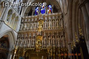[P19] Southwak Cathedral - The Great Screen » foto by Pușcașu Marin
 - 
<span class="allrVoted glyphicon glyphicon-heart hidden" id="av974322"></span>
<a class="m-l-10 hidden" id="sv974322" onclick="voting_Foto_DelVot(,974322,1570)" role="button">șterge vot <span class="glyphicon glyphicon-remove"></span></a>
<a id="v9974322" class=" c-red"  onclick="voting_Foto_SetVot(974322)" role="button"><span class="glyphicon glyphicon-heart-empty"></span> <b>LIKE</b> = Votează poza</a> <img class="hidden"  id="f974322W9" src="/imagini/loader.gif" border="0" /><span class="AjErrMes hidden" id="e974322ErM"></span>