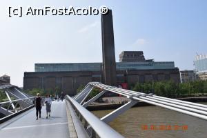 [P03] Tot pe Millenium Bridge, ne apropiem de Tate Modern » foto by Pușcașu Marin
 - 
<span class="allrVoted glyphicon glyphicon-heart hidden" id="av974306"></span>
<a class="m-l-10 hidden" id="sv974306" onclick="voting_Foto_DelVot(,974306,1570)" role="button">șterge vot <span class="glyphicon glyphicon-remove"></span></a>
<a id="v9974306" class=" c-red"  onclick="voting_Foto_SetVot(974306)" role="button"><span class="glyphicon glyphicon-heart-empty"></span> <b>LIKE</b> = Votează poza</a> <img class="hidden"  id="f974306W9" src="/imagini/loader.gif" border="0" /><span class="AjErrMes hidden" id="e974306ErM"></span>