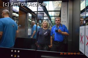 [P12] In liftul care ne-a coborat de la 69 la 33 » foto by Pușcașu Marin
 - 
<span class="allrVoted glyphicon glyphicon-heart hidden" id="av976469"></span>
<a class="m-l-10 hidden" id="sv976469" onclick="voting_Foto_DelVot(,976469,1570)" role="button">șterge vot <span class="glyphicon glyphicon-remove"></span></a>
<a id="v9976469" class=" c-red"  onclick="voting_Foto_SetVot(976469)" role="button"><span class="glyphicon glyphicon-heart-empty"></span> <b>LIKE</b> = Votează poza</a> <img class="hidden"  id="f976469W9" src="/imagini/loader.gif" border="0" /><span class="AjErrMes hidden" id="e976469ErM"></span>