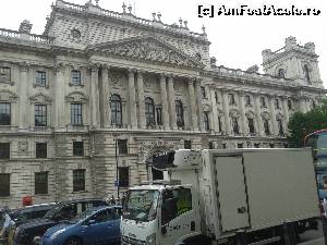 [P31] Tribunalul din Londra » foto by iulee*
 - 
<span class="allrVoted glyphicon glyphicon-heart hidden" id="av547512"></span>
<a class="m-l-10 hidden" id="sv547512" onclick="voting_Foto_DelVot(,547512,1570)" role="button">șterge vot <span class="glyphicon glyphicon-remove"></span></a>
<a id="v9547512" class=" c-red"  onclick="voting_Foto_SetVot(547512)" role="button"><span class="glyphicon glyphicon-heart-empty"></span> <b>LIKE</b> = Votează poza</a> <img class="hidden"  id="f547512W9" src="/imagini/loader.gif" border="0" /><span class="AjErrMes hidden" id="e547512ErM"></span>