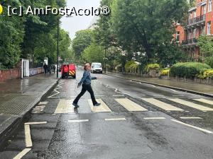 [P01] La ședința foto pe Abbey Road » foto by Mika
 - 
<span class="allrVoted glyphicon glyphicon-heart hidden" id="av1492265"></span>
<a class="m-l-10 hidden" id="sv1492265" onclick="voting_Foto_DelVot(,1492265,1570)" role="button">șterge vot <span class="glyphicon glyphicon-remove"></span></a>
<a id="v91492265" class=" c-red"  onclick="voting_Foto_SetVot(1492265)" role="button"><span class="glyphicon glyphicon-heart-empty"></span> <b>LIKE</b> = Votează poza</a> <img class="hidden"  id="f1492265W9" src="/imagini/loader.gif" border="0" /><span class="AjErrMes hidden" id="e1492265ErM"></span>
