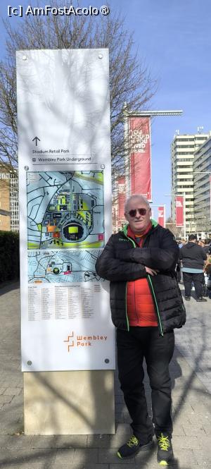 [P53] scurta vizita la stadionul Wembley » foto by mihaelab
 - 
<span class="allrVoted glyphicon glyphicon-heart hidden" id="av1522752"></span>
<a class="m-l-10 hidden" id="sv1522752" onclick="voting_Foto_DelVot(,1522752,1570)" role="button">șterge vot <span class="glyphicon glyphicon-remove"></span></a>
<a id="v91522752" class=" c-red"  onclick="voting_Foto_SetVot(1522752)" role="button"><span class="glyphicon glyphicon-heart-empty"></span> <b>LIKE</b> = Votează poza</a> <img class="hidden"  id="f1522752W9" src="/imagini/loader.gif" border="0" /><span class="AjErrMes hidden" id="e1522752ErM"></span>