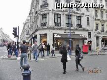 [P06] London » foto by Liaa*
 - 
<span class="allrVoted glyphicon glyphicon-heart hidden" id="av220630"></span>
<a class="m-l-10 hidden" id="sv220630" onclick="voting_Foto_DelVot(,220630,1570)" role="button">șterge vot <span class="glyphicon glyphicon-remove"></span></a>
<a id="v9220630" class=" c-red"  onclick="voting_Foto_SetVot(220630)" role="button"><span class="glyphicon glyphicon-heart-empty"></span> <b>LIKE</b> = Votează poza</a> <img class="hidden"  id="f220630W9" src="/imagini/loader.gif" border="0" /><span class="AjErrMes hidden" id="e220630ErM"></span>