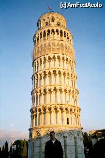 [P5x] pisa » foto by mariana
 - 
<span class="allrVoted glyphicon glyphicon-heart hidden" id="av5063"></span>
<a class="m-l-10 hidden" id="sv5063" onclick="voting_Foto_DelVot(,5063,1574)" role="button">șterge vot <span class="glyphicon glyphicon-remove"></span></a>
<a id="v95063" class=" c-red"  onclick="voting_Foto_SetVot(5063)" role="button"><span class="glyphicon glyphicon-heart-empty"></span> <b>LIKE</b> = Votează poza</a> <img class="hidden"  id="f5063W9" src="/imagini/loader.gif" border="0" /><span class="AjErrMes hidden" id="e5063ErM"></span>