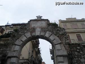 [P07] Porta Catania, principala poarta de intrare in oras » foto by amero
 - 
<span class="allrVoted glyphicon glyphicon-heart hidden" id="av670645"></span>
<a class="m-l-10 hidden" id="sv670645" onclick="voting_Foto_DelVot(,670645,1579)" role="button">șterge vot <span class="glyphicon glyphicon-remove"></span></a>
<a id="v9670645" class=" c-red"  onclick="voting_Foto_SetVot(670645)" role="button"><span class="glyphicon glyphicon-heart-empty"></span> <b>LIKE</b> = Votează poza</a> <img class="hidden"  id="f670645W9" src="/imagini/loader.gif" border="0" /><span class="AjErrMes hidden" id="e670645ErM"></span>