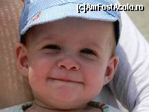 [P17] Un bebe fericit la soare » foto by le_maitre
 - 
<span class="allrVoted glyphicon glyphicon-heart hidden" id="av307491"></span>
<a class="m-l-10 hidden" id="sv307491" onclick="voting_Foto_DelVot(,307491,1579)" role="button">șterge vot <span class="glyphicon glyphicon-remove"></span></a>
<a id="v9307491" class=" c-red"  onclick="voting_Foto_SetVot(307491)" role="button"><span class="glyphicon glyphicon-heart-empty"></span> <b>LIKE</b> = Votează poza</a> <img class="hidden"  id="f307491W9" src="/imagini/loader.gif" border="0" /><span class="AjErrMes hidden" id="e307491ErM"></span>