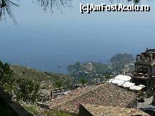 [P30] Taormina, un colt din Isola Bella si marea...vazute din Castelmola » foto by le_maitre
 - 
<span class="allrVoted glyphicon glyphicon-heart hidden" id="av307871"></span>
<a class="m-l-10 hidden" id="sv307871" onclick="voting_Foto_DelVot(,307871,1579)" role="button">șterge vot <span class="glyphicon glyphicon-remove"></span></a>
<a id="v9307871" class=" c-red"  onclick="voting_Foto_SetVot(307871)" role="button"><span class="glyphicon glyphicon-heart-empty"></span> <b>LIKE</b> = Votează poza</a> <img class="hidden"  id="f307871W9" src="/imagini/loader.gif" border="0" /><span class="AjErrMes hidden" id="e307871ErM"></span>