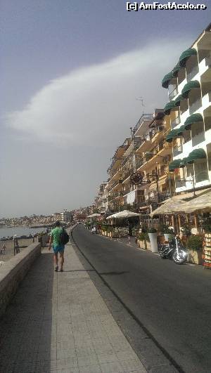 [P16] Giardini Naxos » foto by Artana
 - 
<span class="allrVoted glyphicon glyphicon-heart hidden" id="av566431"></span>
<a class="m-l-10 hidden" id="sv566431" onclick="voting_Foto_DelVot(,566431,1579)" role="button">șterge vot <span class="glyphicon glyphicon-remove"></span></a>
<a id="v9566431" class=" c-red"  onclick="voting_Foto_SetVot(566431)" role="button"><span class="glyphicon glyphicon-heart-empty"></span> <b>LIKE</b> = Votează poza</a> <img class="hidden"  id="f566431W9" src="/imagini/loader.gif" border="0" /><span class="AjErrMes hidden" id="e566431ErM"></span>