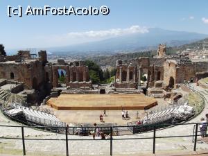 [P01] Amfiteatrul antic din Taormina » foto by irinad
 - 
<span class="allrVoted glyphicon glyphicon-heart hidden" id="av879739"></span>
<a class="m-l-10 hidden" id="sv879739" onclick="voting_Foto_DelVot(,879739,1579)" role="button">șterge vot <span class="glyphicon glyphicon-remove"></span></a>
<a id="v9879739" class=" c-red"  onclick="voting_Foto_SetVot(879739)" role="button"><span class="glyphicon glyphicon-heart-empty"></span> <b>LIKE</b> = Votează poza</a> <img class="hidden"  id="f879739W9" src="/imagini/loader.gif" border="0" /><span class="AjErrMes hidden" id="e879739ErM"></span>