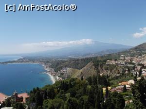 [P17] De la amfiteatru, Giardini Naxos şi Etna fumegând în fundal » foto by irinad
 - 
<span class="allrVoted glyphicon glyphicon-heart hidden" id="av879765"></span>
<a class="m-l-10 hidden" id="sv879765" onclick="voting_Foto_DelVot(,879765,1579)" role="button">șterge vot <span class="glyphicon glyphicon-remove"></span></a>
<a id="v9879765" class=" c-red"  onclick="voting_Foto_SetVot(879765)" role="button"><span class="glyphicon glyphicon-heart-empty"></span> <b>LIKE</b> = Votează poza</a> <img class="hidden"  id="f879765W9" src="/imagini/loader.gif" border="0" /><span class="AjErrMes hidden" id="e879765ErM"></span>