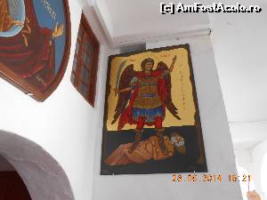 [P17] Icoana Sfântului Arhanghel Mihail, aflată pe pereții coridorului bisericii.  » foto by Rodel
 - 
<span class="allrVoted glyphicon glyphicon-heart hidden" id="av537939"></span>
<a class="m-l-10 hidden" id="sv537939" onclick="voting_Foto_DelVot(,537939,1588)" role="button">șterge vot <span class="glyphicon glyphicon-remove"></span></a>
<a id="v9537939" class=" c-red"  onclick="voting_Foto_SetVot(537939)" role="button"><span class="glyphicon glyphicon-heart-empty"></span> <b>LIKE</b> = Votează poza</a> <img class="hidden"  id="f537939W9" src="/imagini/loader.gif" border="0" /><span class="AjErrMes hidden" id="e537939ErM"></span>