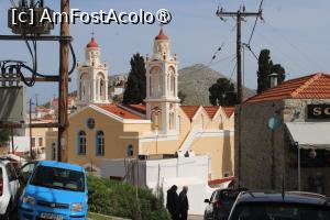 [P41] Symi, Biserica Sf. Elefterie  - Ekklisía Άγ. Ελευθέριος, cu două turle frumoase și cu acoperișul cu frontoane laterale... » foto by mprofeanu
 - 
<span class="allrVoted glyphicon glyphicon-heart hidden" id="av1419083"></span>
<a class="m-l-10 hidden" id="sv1419083" onclick="voting_Foto_DelVot(,1419083,1588)" role="button">șterge vot <span class="glyphicon glyphicon-remove"></span></a>
<a id="v91419083" class=" c-red"  onclick="voting_Foto_SetVot(1419083)" role="button"><span class="glyphicon glyphicon-heart-empty"></span> <b>LIKE</b> = Votează poza</a> <img class="hidden"  id="f1419083W9" src="/imagini/loader.gif" border="0" /><span class="AjErrMes hidden" id="e1419083ErM"></span>