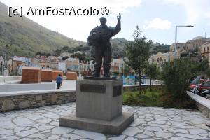 [P66] Symi, Portul Gialos, Scufundător actual, vizavi, se văd și căsuțele de la târgul de iarnă din Parcul Orășenesc... » foto by mprofeanu
 - 
<span class="allrVoted glyphicon glyphicon-heart hidden" id="av1419108"></span>
<a class="m-l-10 hidden" id="sv1419108" onclick="voting_Foto_DelVot(,1419108,1588)" role="button">șterge vot <span class="glyphicon glyphicon-remove"></span></a>
<a id="v91419108" class=" c-red"  onclick="voting_Foto_SetVot(1419108)" role="button"><span class="glyphicon glyphicon-heart-empty"></span> <b>LIKE</b> = Votează poza</a> <img class="hidden"  id="f1419108W9" src="/imagini/loader.gif" border="0" /><span class="AjErrMes hidden" id="e1419108ErM"></span>